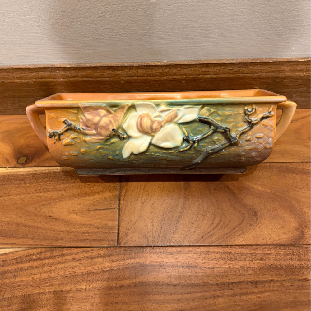 Roseville USA Pottery 3898